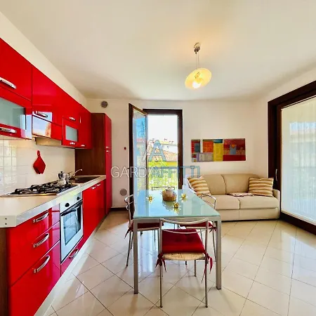 Apartment Lasirmioncina - A 2 Minuti A Piedi Dal Sirmione