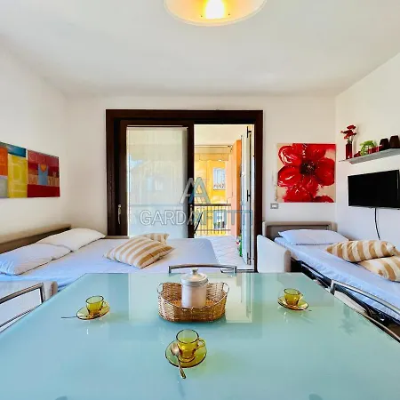 Lasirmioncina - A 2 Minuti A Piedi Dal Apartment *